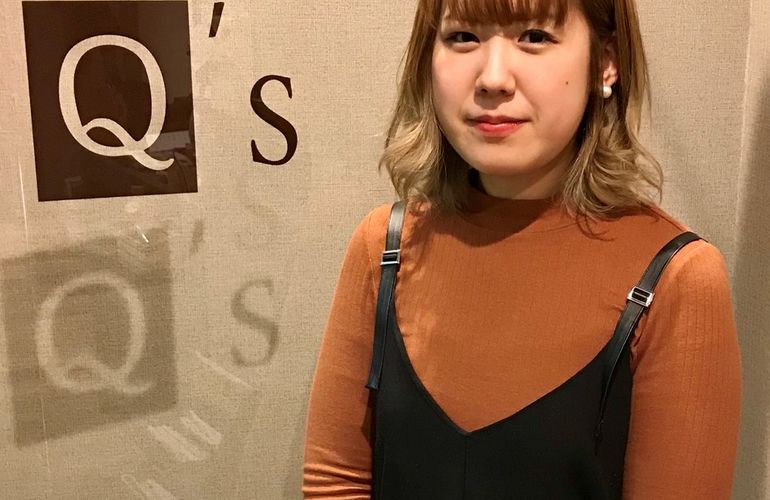 櫻田 佳奈 Q Sスタイリスト 大宮で優れた美容室では自分に合うスタイルを気軽に相談できると評判です